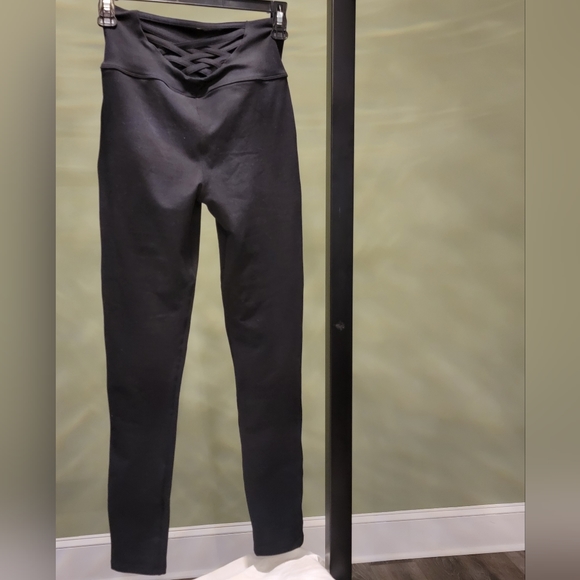 New w/o Tag Bombshell Sportswear Sexy Back Leggings - L - Picture 4 of 12